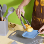 Kit 19 Peças Jogo de Utensílios Para Cozinha em Silicone Com Cabo de Madeira Completo Antiaderente e Resistente ao Calor