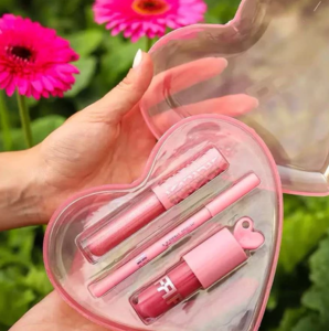 Franciny Ehlke Gloss Labial pink Lip Gloss (Pensado para realça sua beleza com atitude)