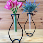 Vaso Minimalista Com Hastes de Costela de Adão