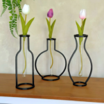 Vaso Minimalista Com Hastes de Costela de Adão